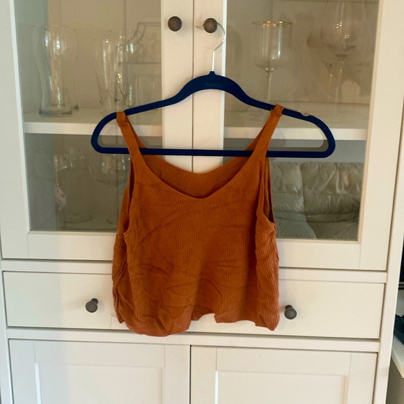 Brown tank top - Picture 1 of 1